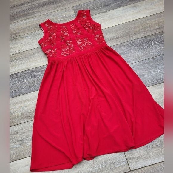 The MORGAN & CO red special occasions dress size 5/6 - Picture 5 of 11